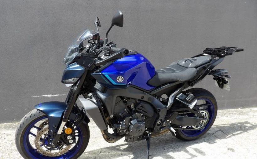 YAMAHA MT-09  Y-AMT 3