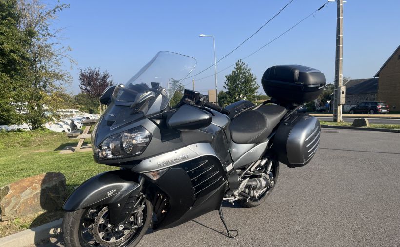 KAWASAKI GTR 1400 3