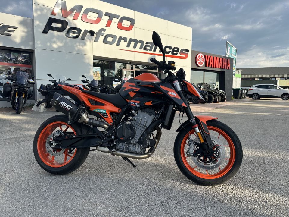 KTM 890 DUKE GP 0