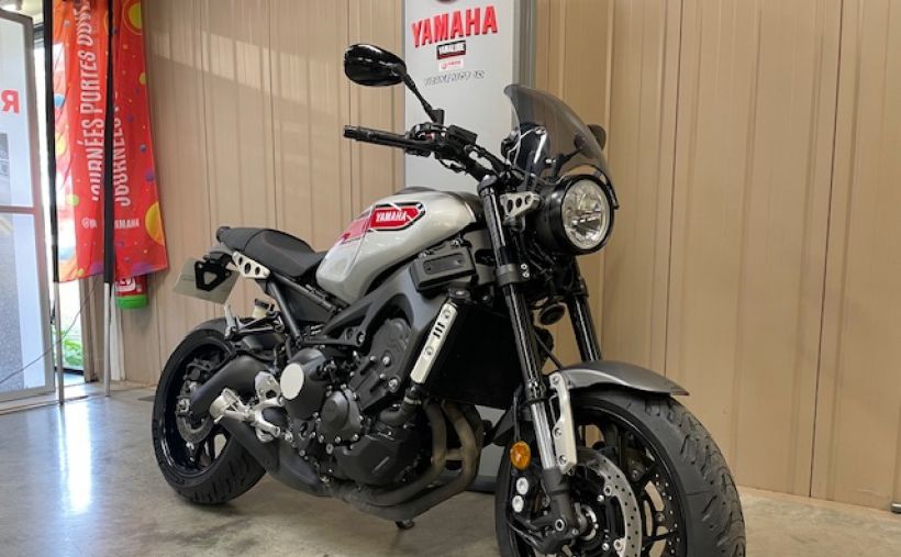 YAMAHA XSR 900 0