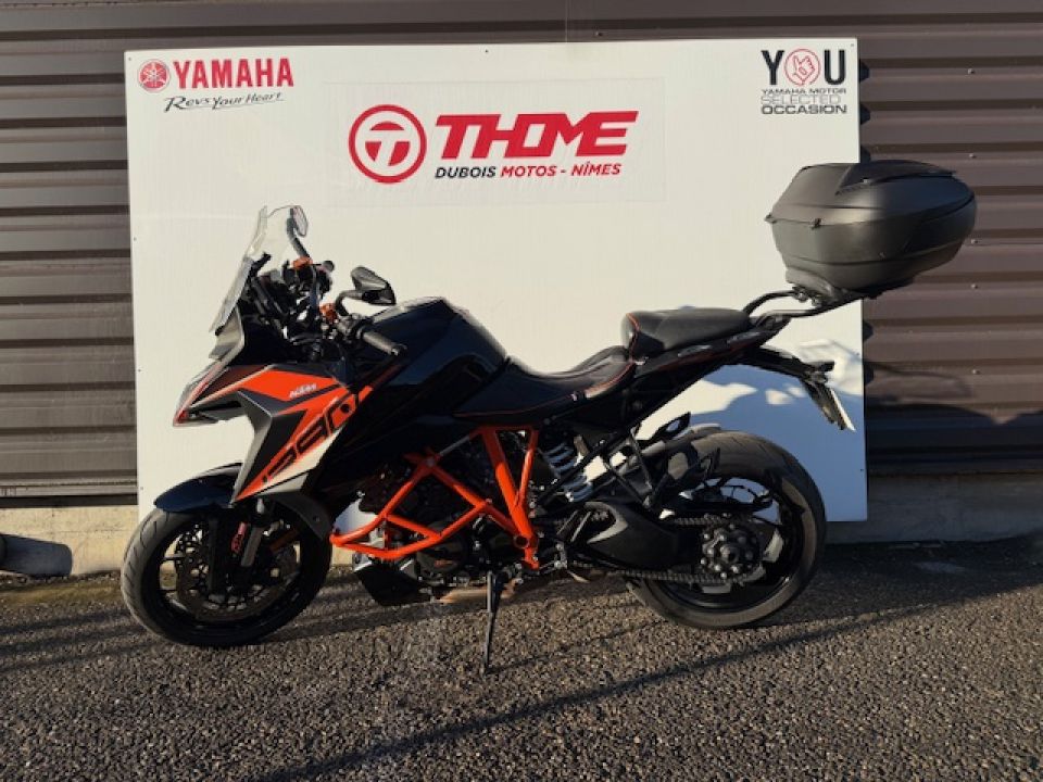 KTM 1290 SUPER DUKE GT 2