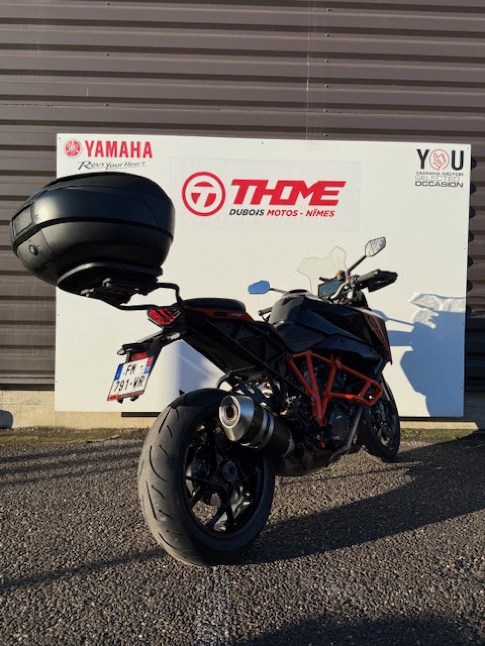KTM 1290 SUPER DUKE GT 6