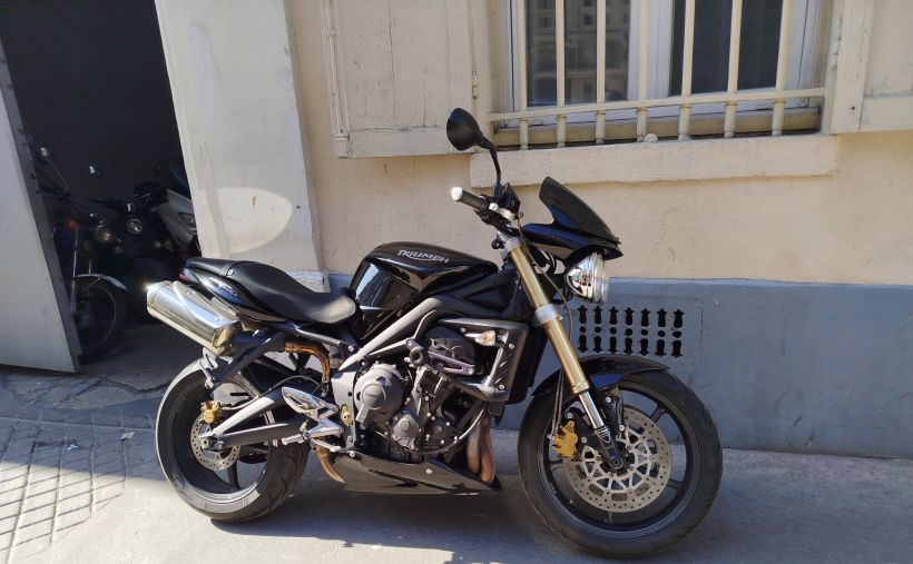 TRIUMPH STREET TRIPLE 675 0