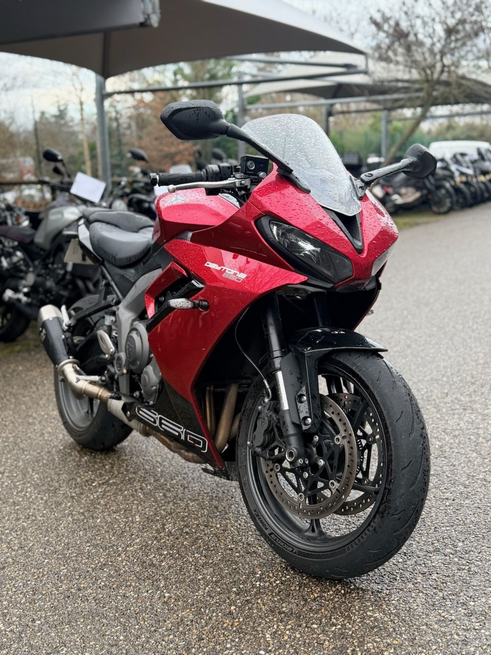 TRIUMPH 	DAYTONA 660 0