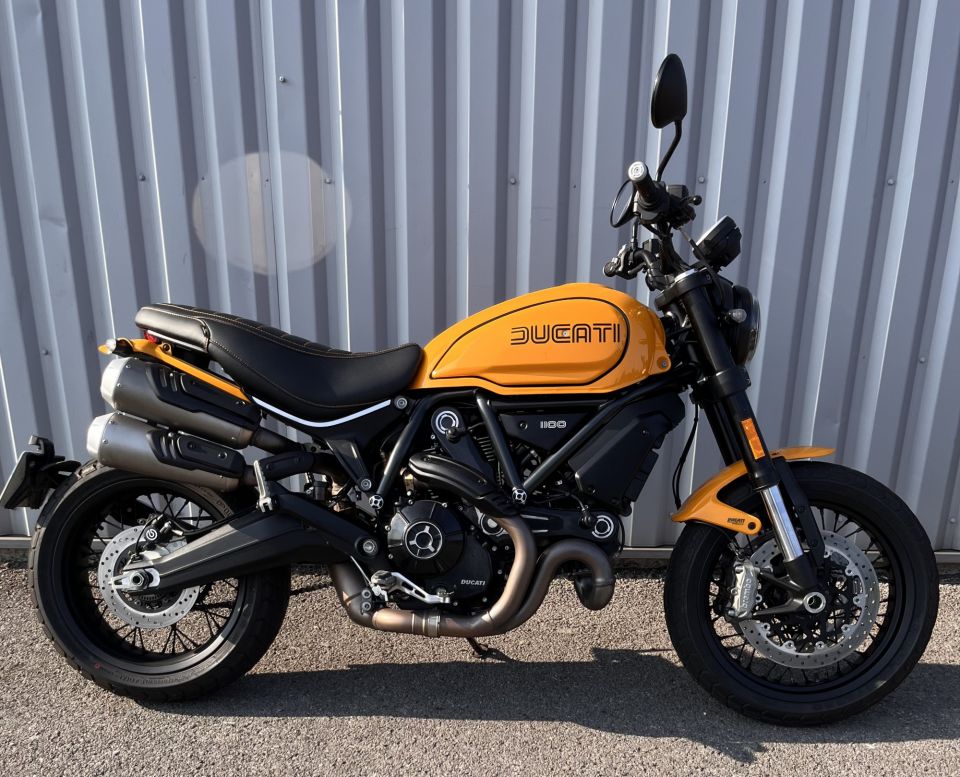 DUCATI SCRAMBLER 0