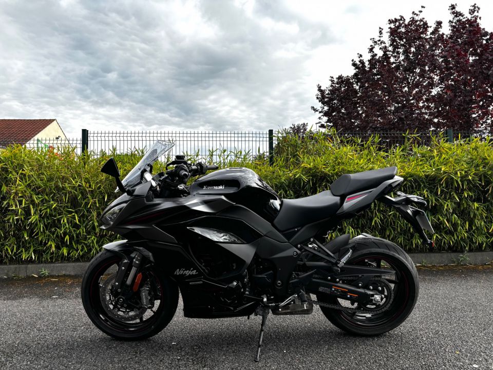 KAWASAKI NINJA 1100 SX SE 5