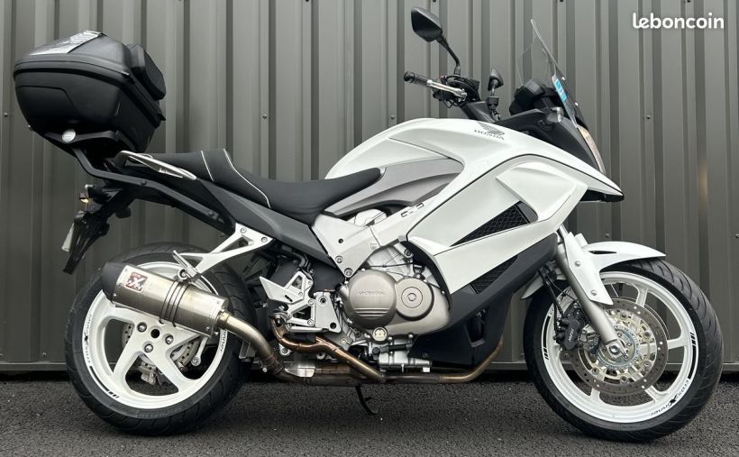 HONDA VFR 800 X 0