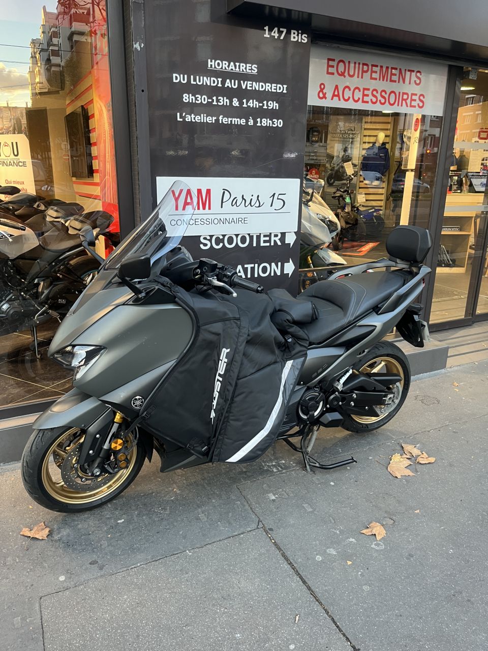 YAMAHA XP T-MAX 560 TECH MAX KAMO 2