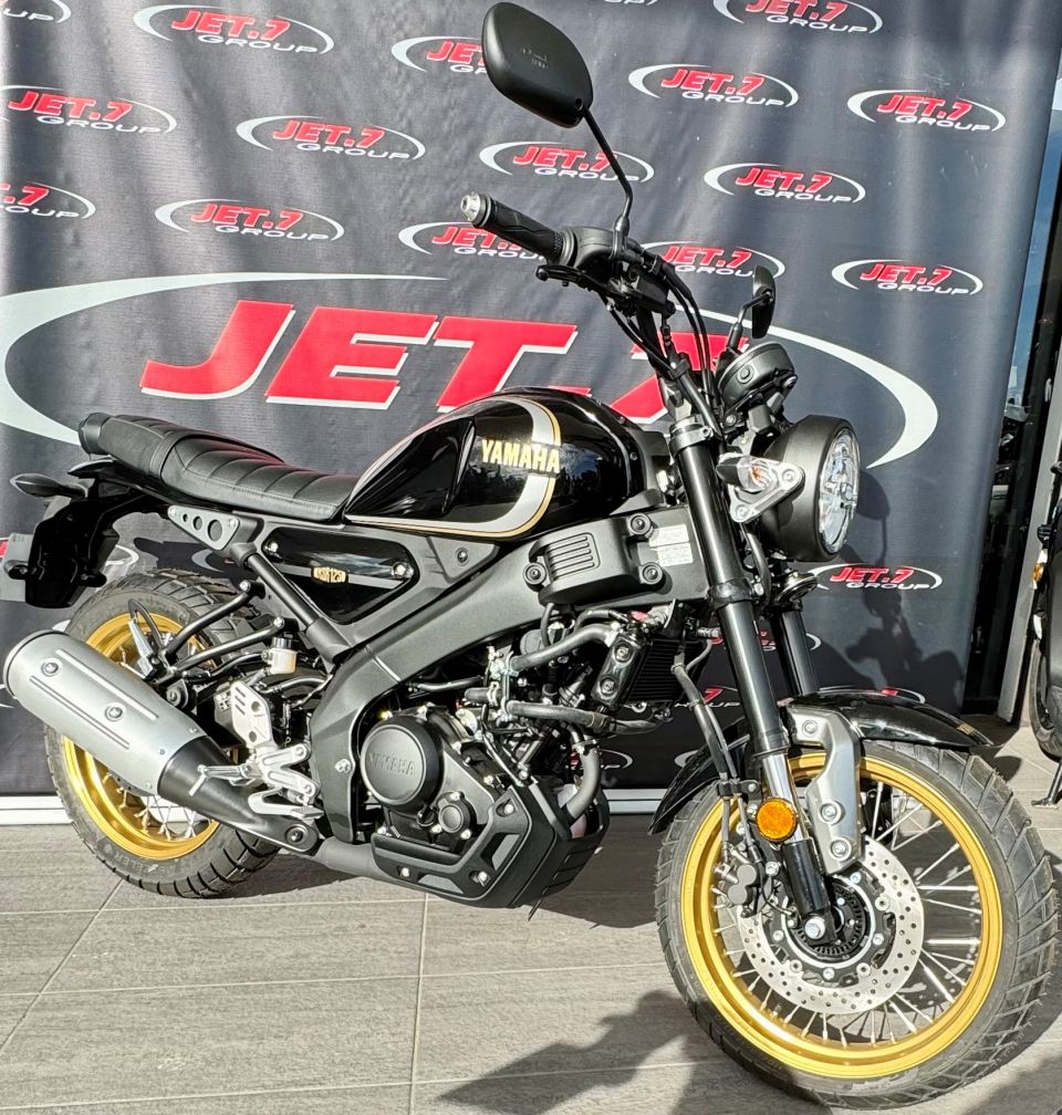 YAMAHA XSR 125 Legacy 0