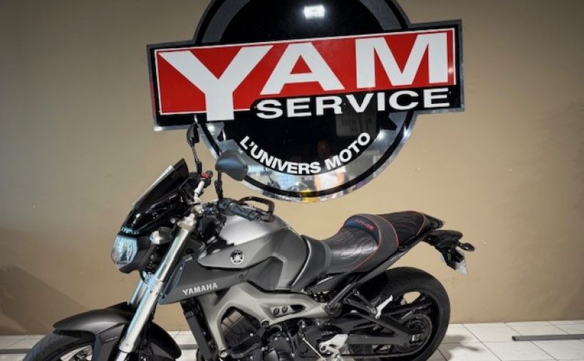 YAMAHA MT-09 0