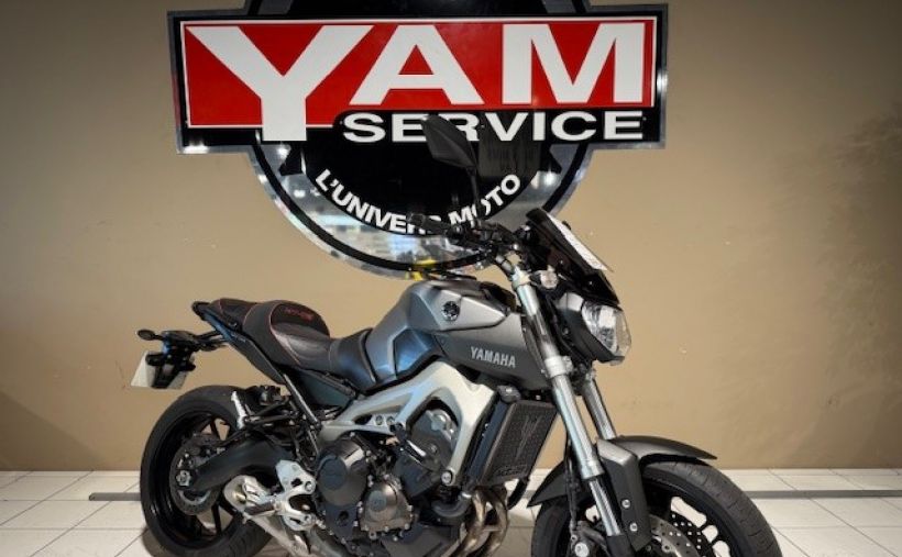 YAMAHA MT-09 2