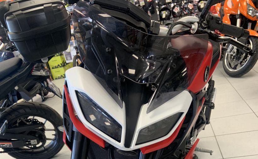 YAMAHA MT-09 1