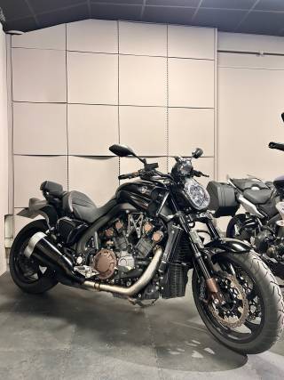 YAMAHA V-MAX 1700 - 2010