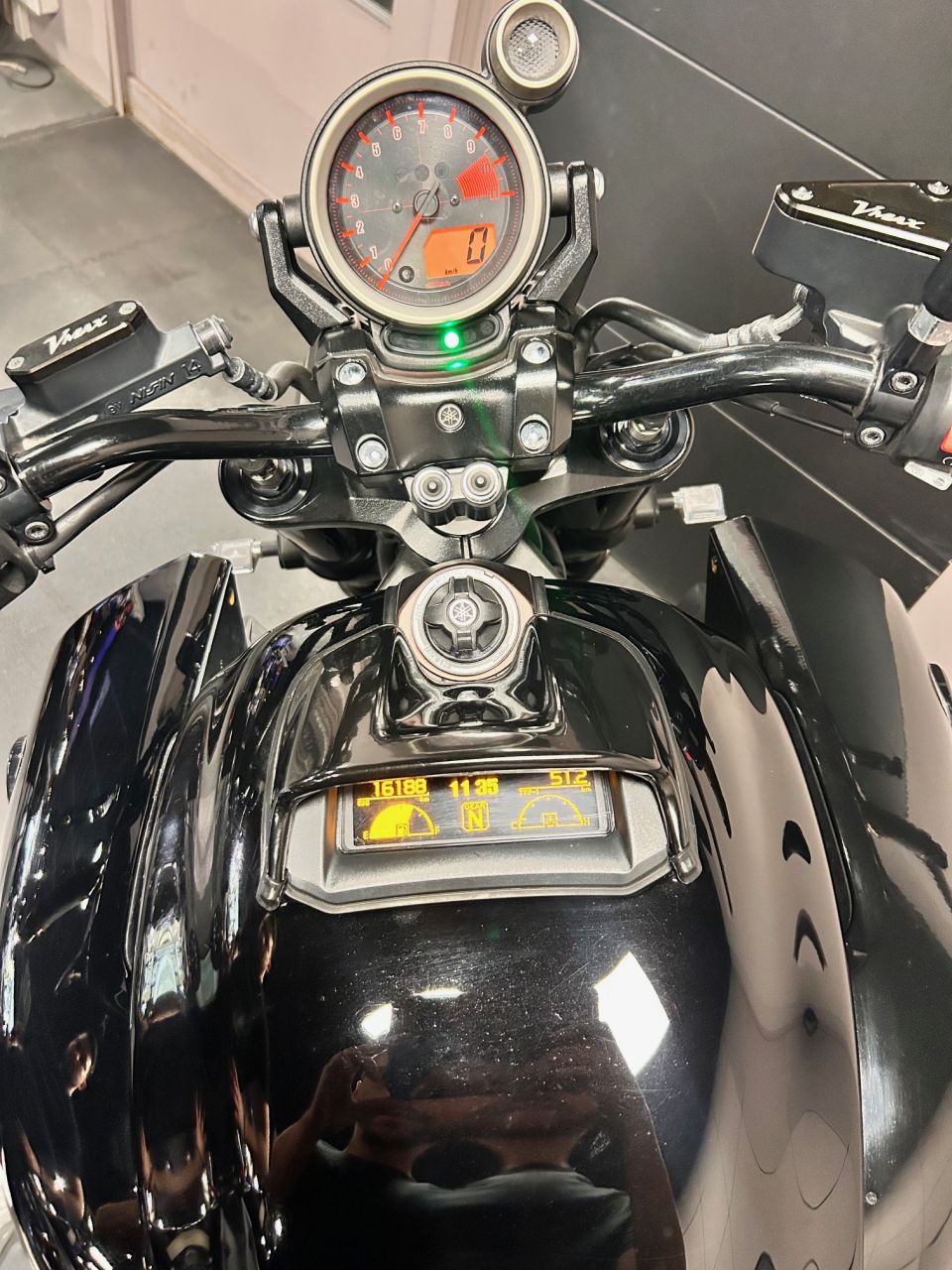 YAMAHA V-MAX 1700 2