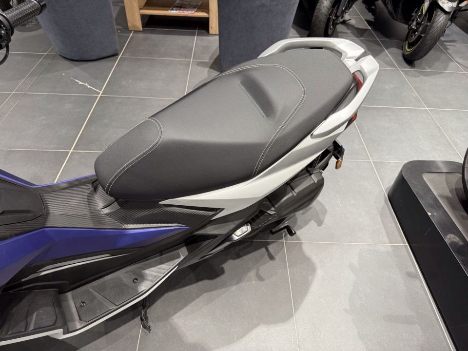 APRILIA SR 125 GT 15