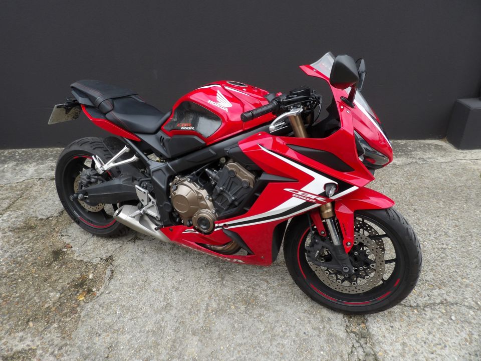 HONDA CBR 650  R 0