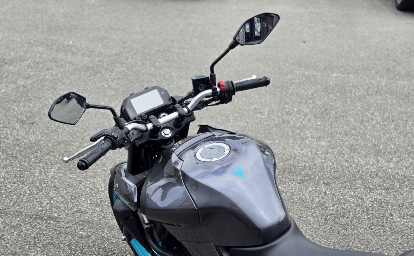 YAMAHA MT-03 1