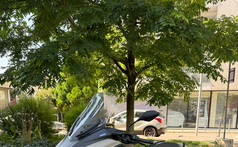 YAMAHA TRICITY 300 5