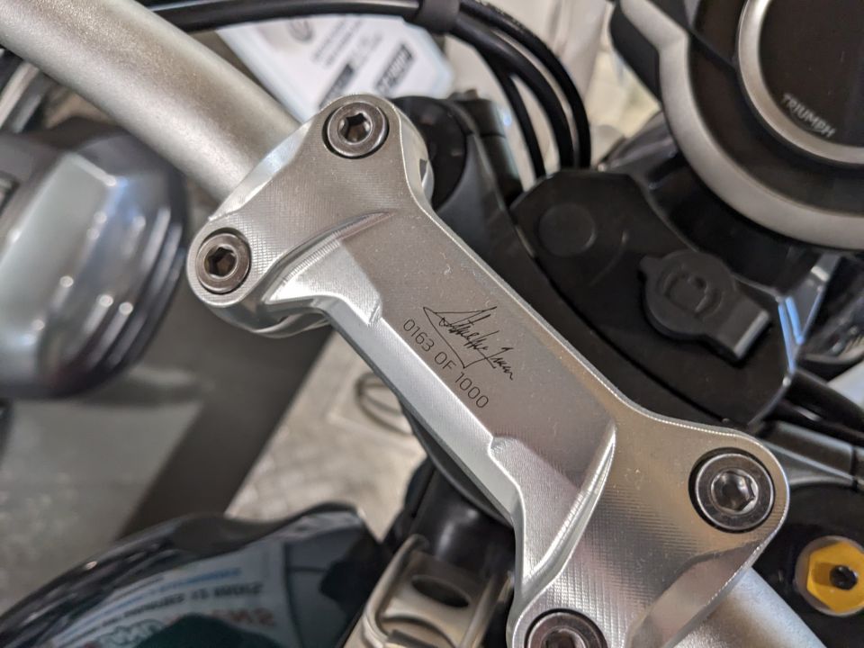 TRIUMPH SCRAMBLER 1200 XE STEVE MC QUEEN 50