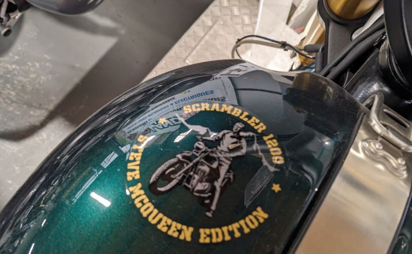 TRIUMPH SCRAMBLER 1200 XE STEVE MC QUEEN 2
