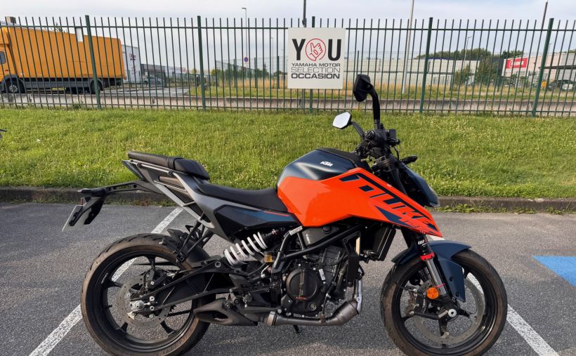 KTM 125 DUKE 0