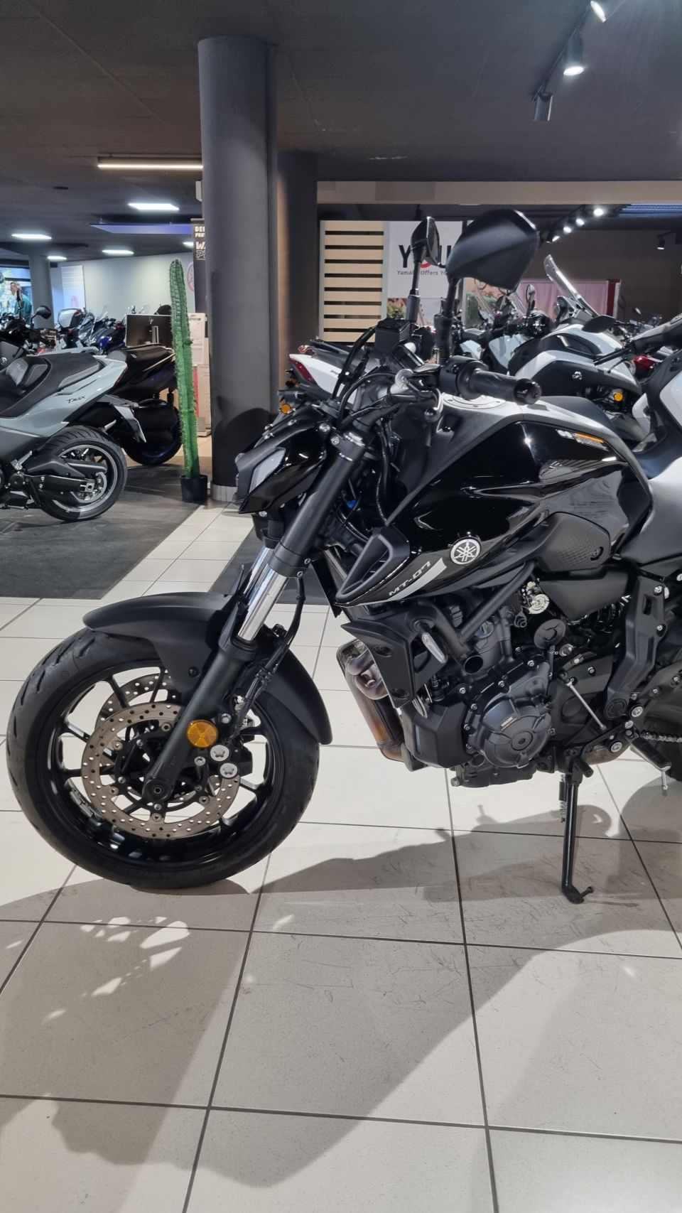 YAMAHA MT-07 (47.5CV) 3