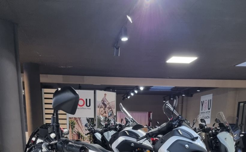 YAMAHA MT-07 (47.5CV) 4