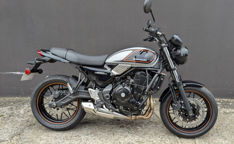 KAWASAKI Z 650 (47.5CV) 1