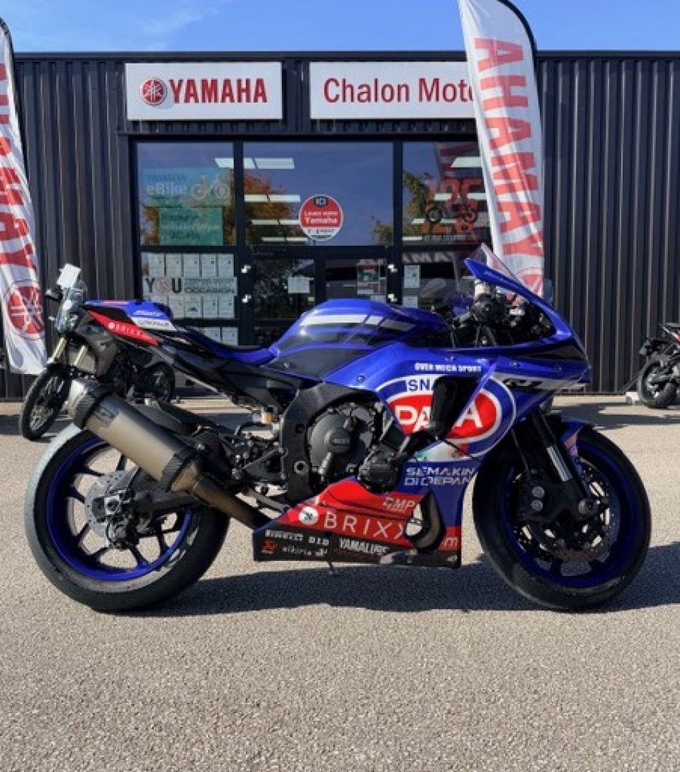 YAMAHA YZF 1000 R1 0