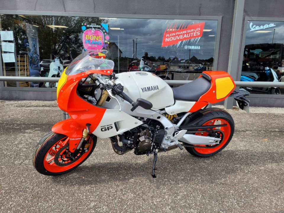 YAMAHA XSR 900 GP 35KW 3