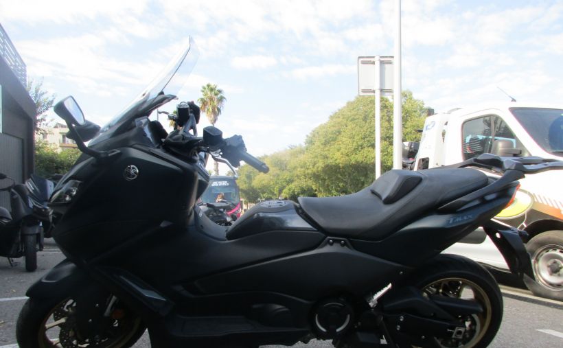 YAMAHA XP T-MAX 560 TECH MAX 2