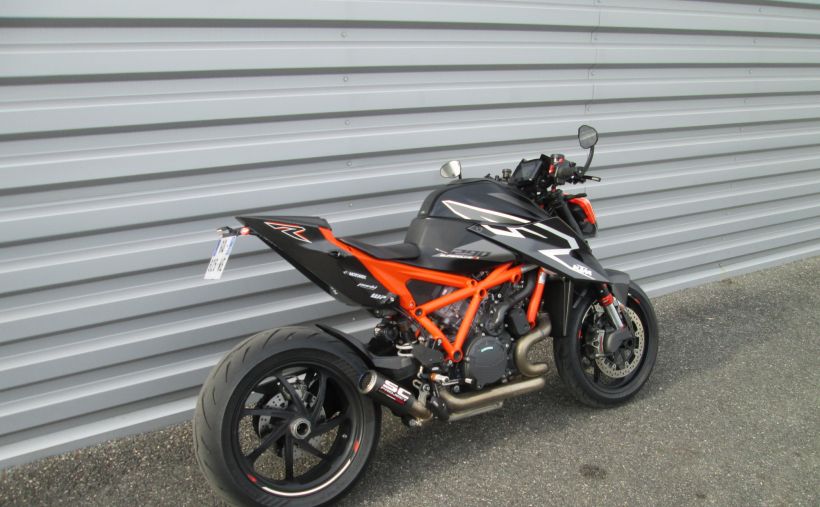 KTM 1290 SUPER DUKE RR 2