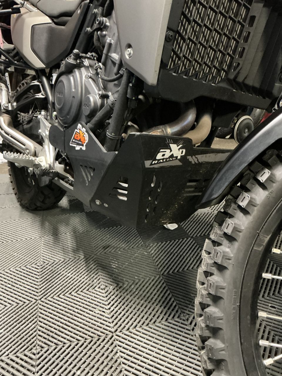 YAMAHA XTZ TENERE 700 9