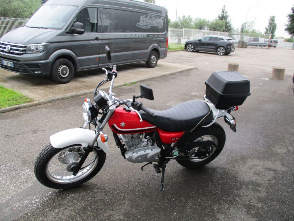 SUZUKI RV VAN VAN 125 9