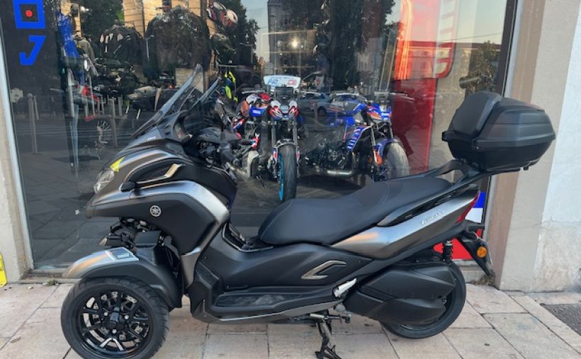 YAMAHA TRICITY 300 3
