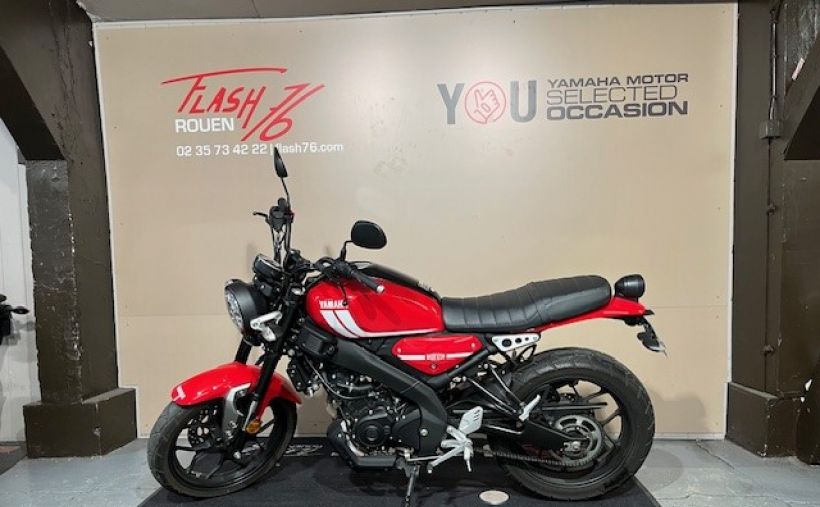 YAMAHA XSR 125 3