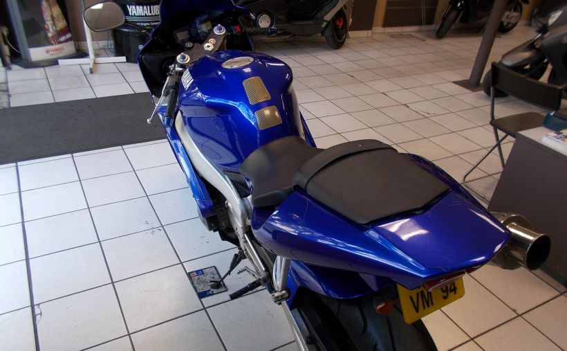YAMAHA YZF R1 GYTR 3