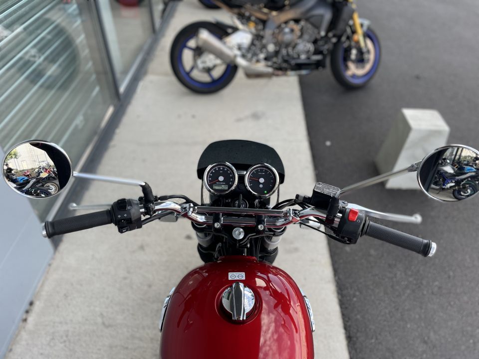 ROYAL ENFIELD INTERCEPTOR 6