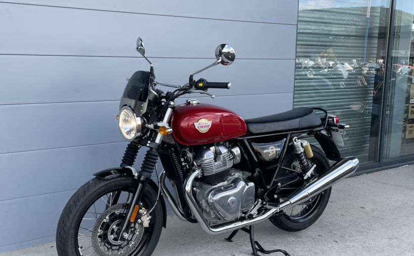 ROYAL ENFIELD INTERCEPTOR 4