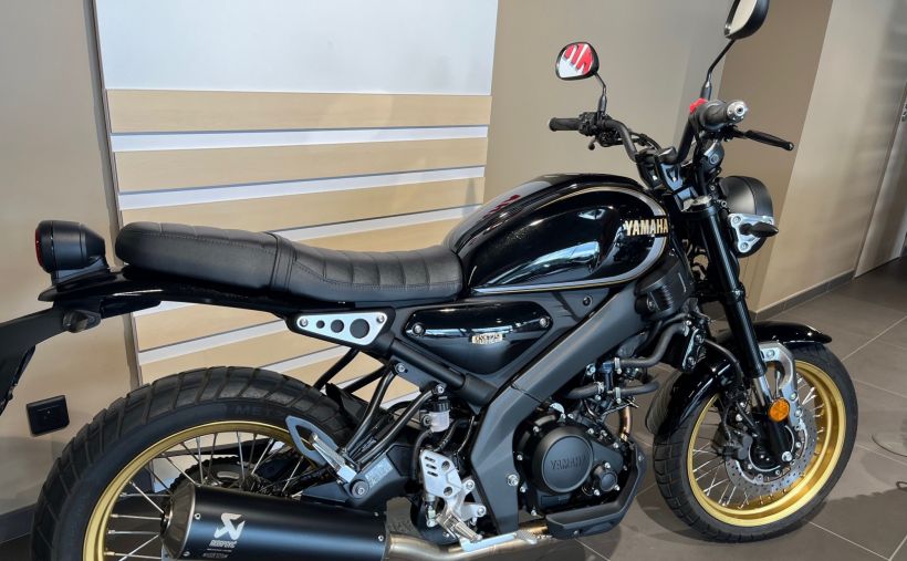 YAMAHA XSR 125 Legacy 2