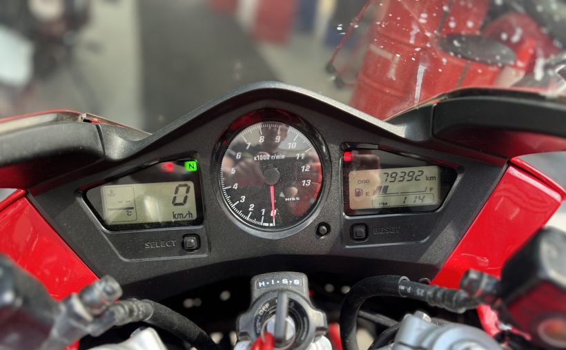 HONDA VFR 800 VTEC 3