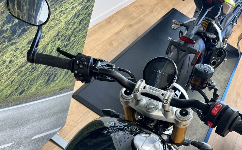 TRIUMPH SPEED TWIN 1200 3