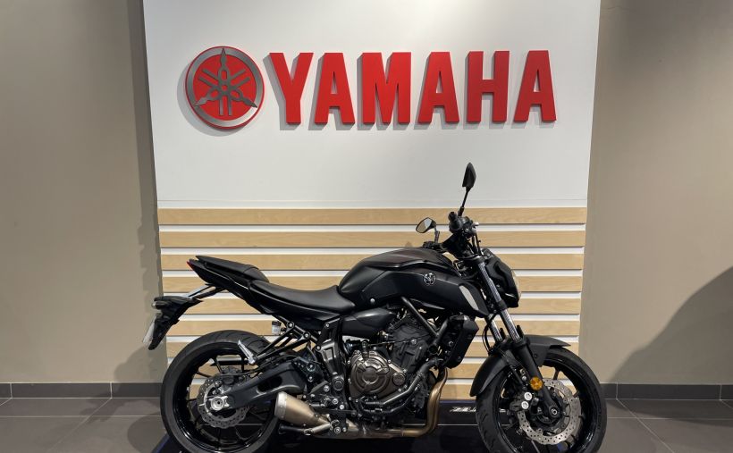 YAMAHA MT-07 0