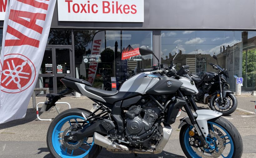 YAMAHA MT-07 Y-AMT 0