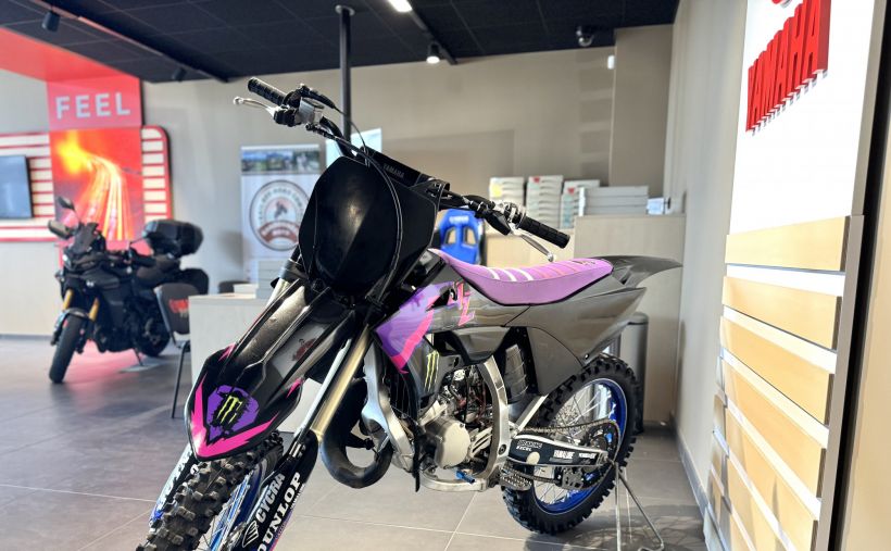 YAMAHA YZ 125 2