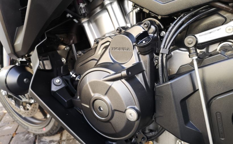 HONDA NT 1100 48