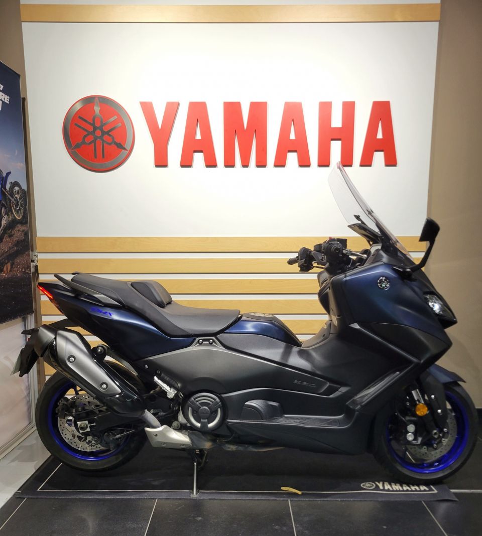 YAMAHA XP T-MAX 560 1