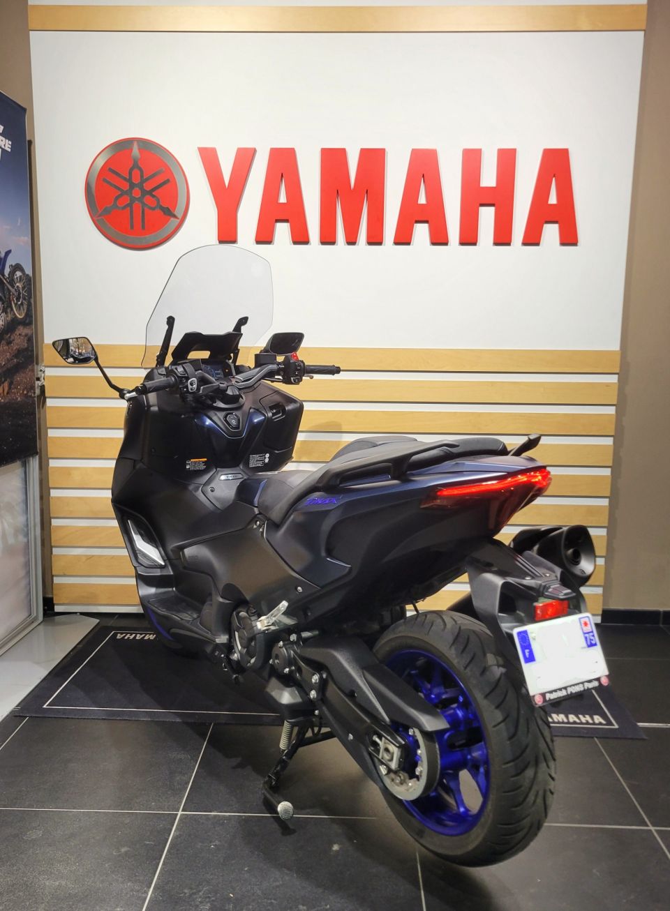 YAMAHA XP T-MAX 560 5