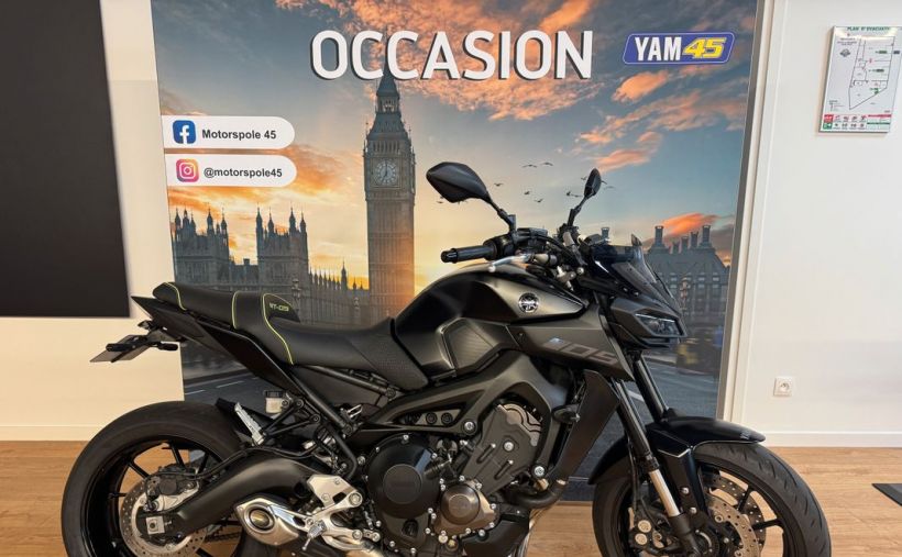 YAMAHA MT-09 0