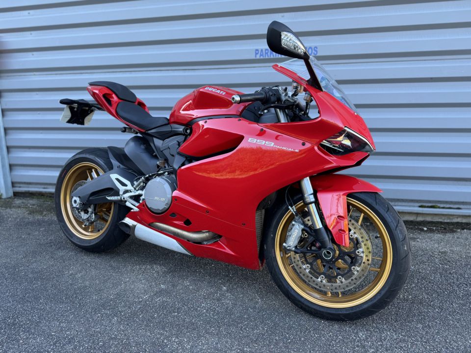 DUCATI PANIGALE 899 4